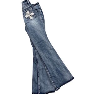 SOHO Bootcut Jeans Size 9 Women’s – Bling Cross Pocket Crystal Button Denim